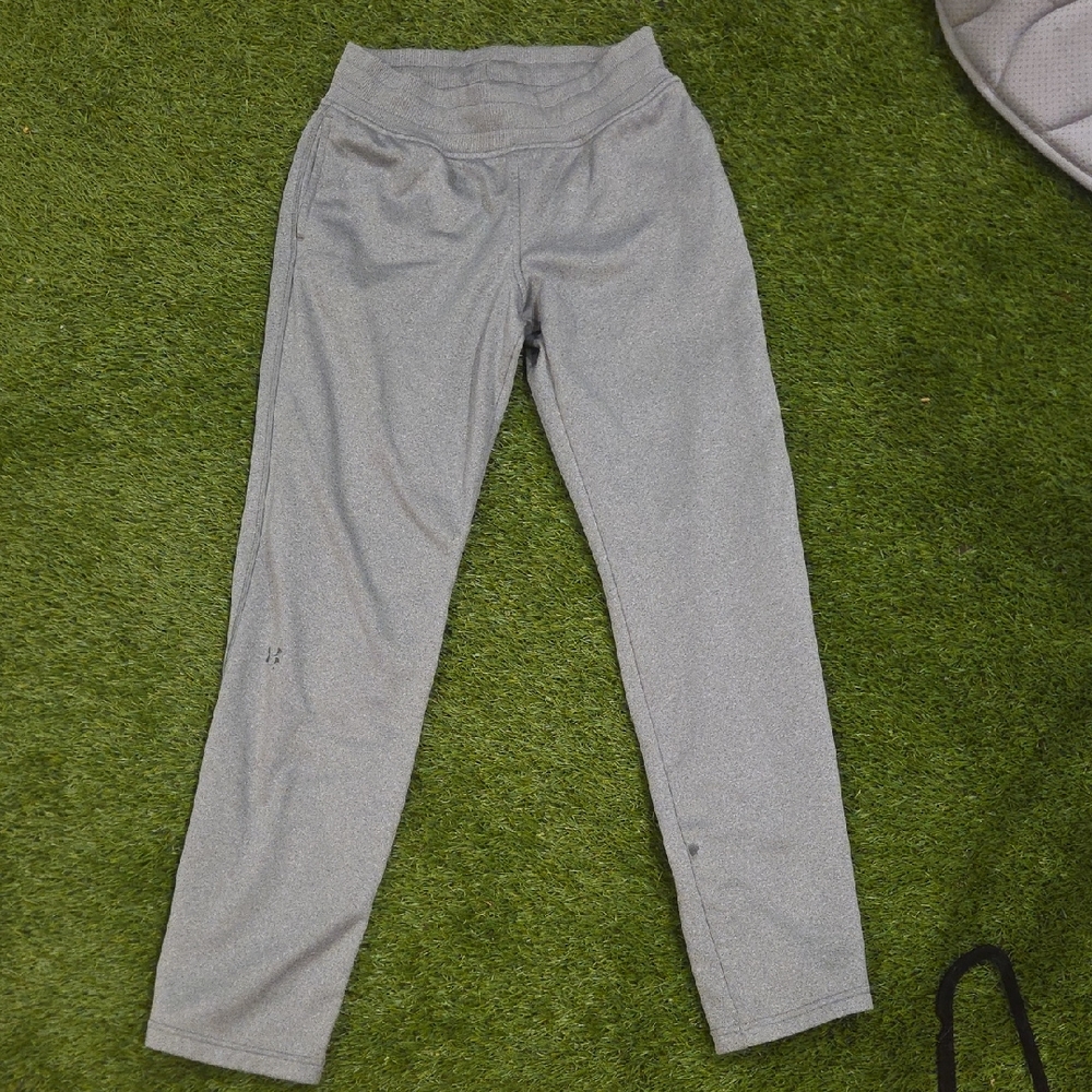 Under Armour Light Gray Slight Fitted Sweatpants